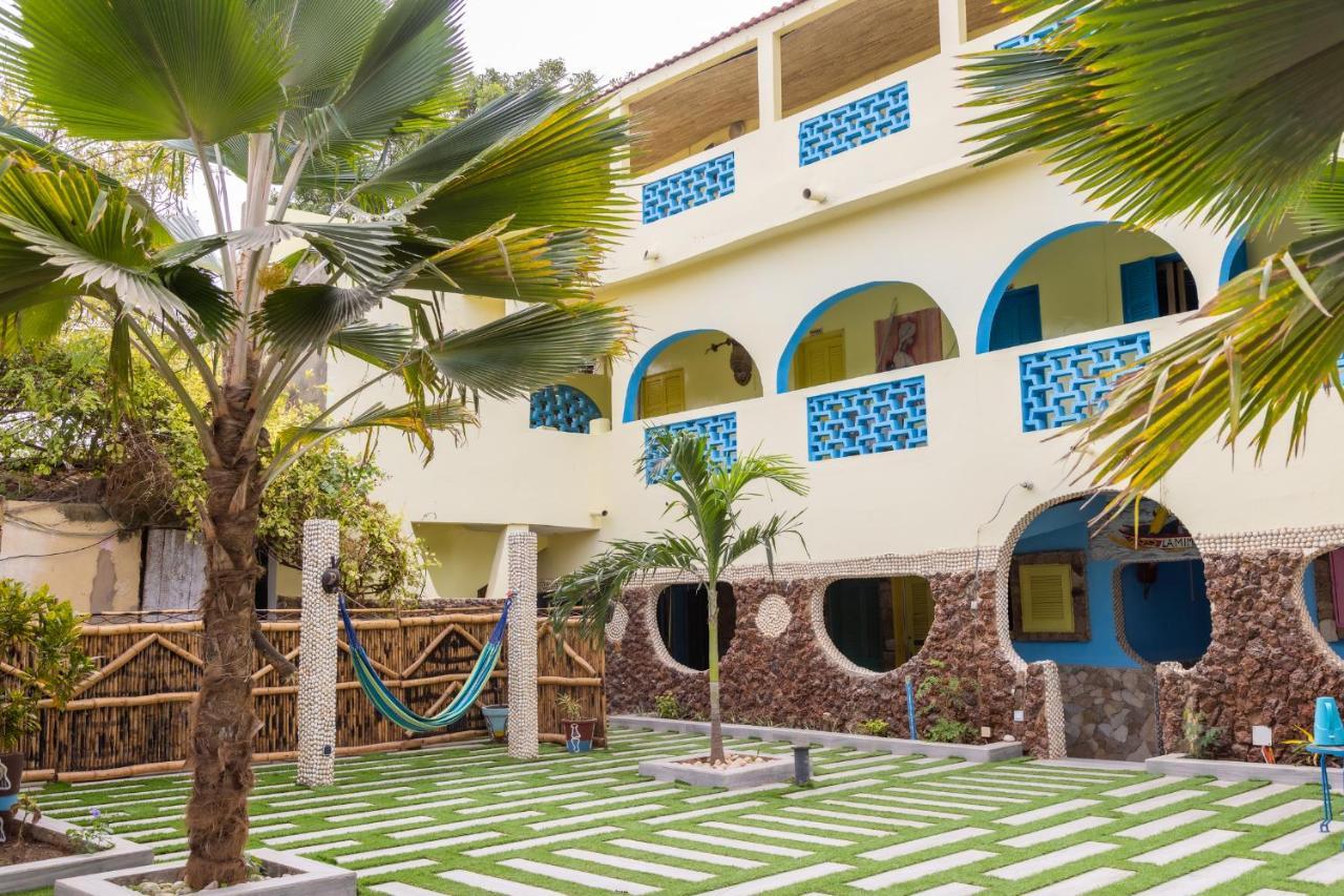 Hotel Mimosa Airport Toubab Dialaw Dış mekan fotoğraf